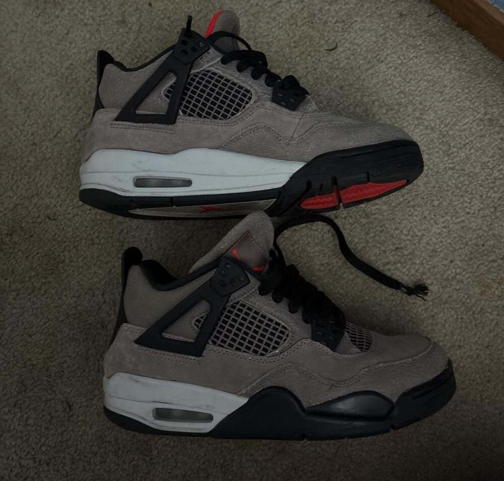 Nike Air Jordan 4 Retro Taupe Haze